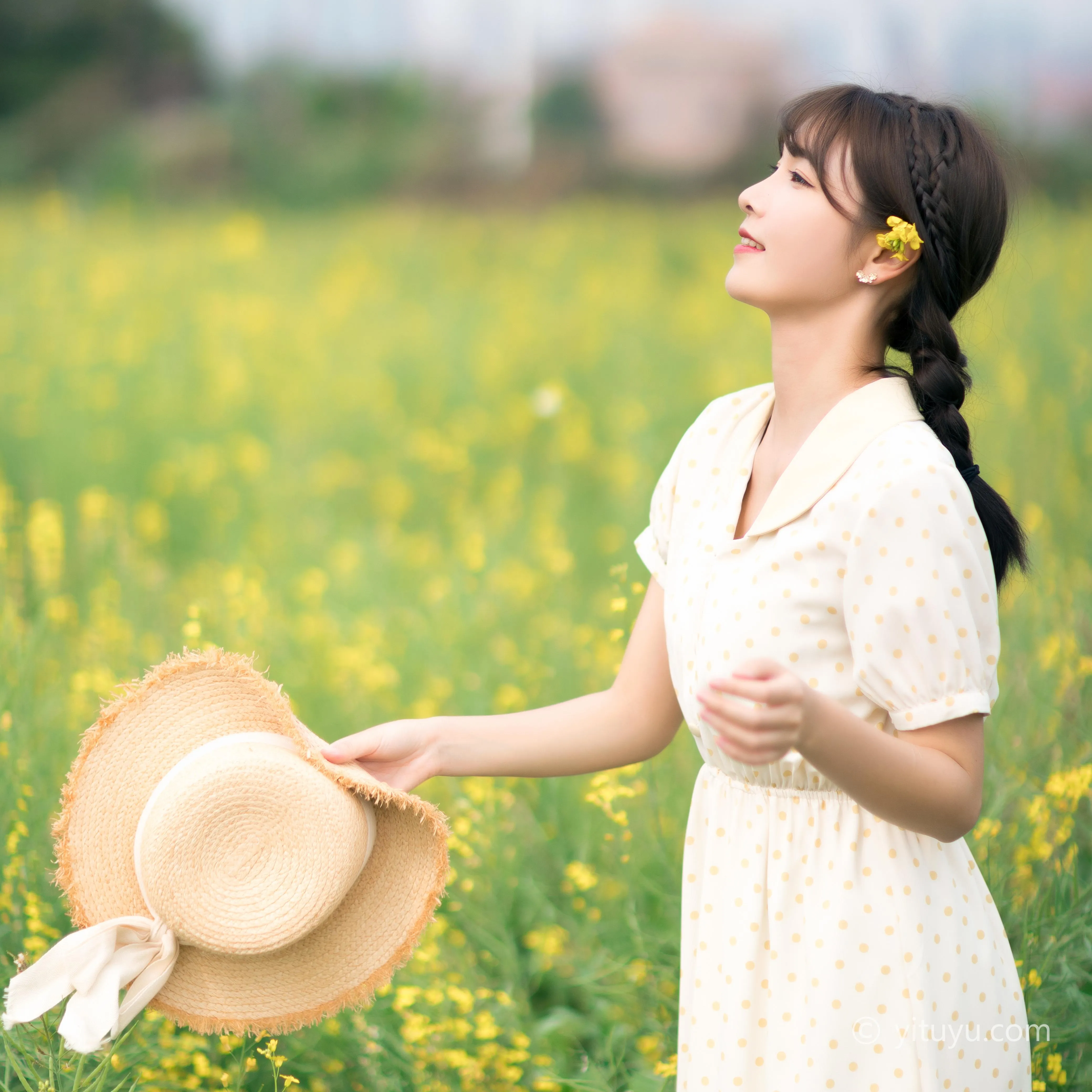 [YITUYU艺图语]2021.04.01 生如夏花 湘湘 [25P]插图1